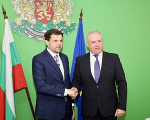 Швейцарски блогъри намират изцеление в терасите и селата на Юнан