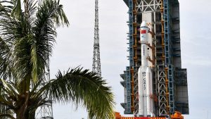 Китай и САЩ трябва да работят в една посока по отношение на търговските връзки, каза министърът