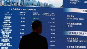 Акциите в Хонконг падат заедно с Азия, тъй като конфликтът в Иран води до покачване на цените на петрола